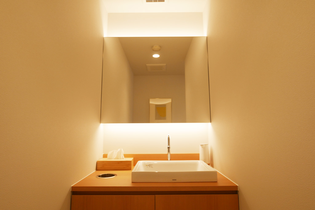 パウダールーム